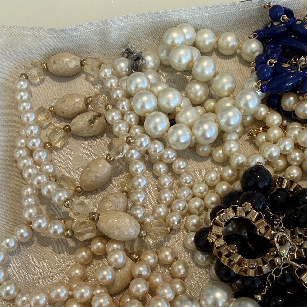 Elegant Pearl and Bead Jewelry Collection #153 - Picture 2 of 13